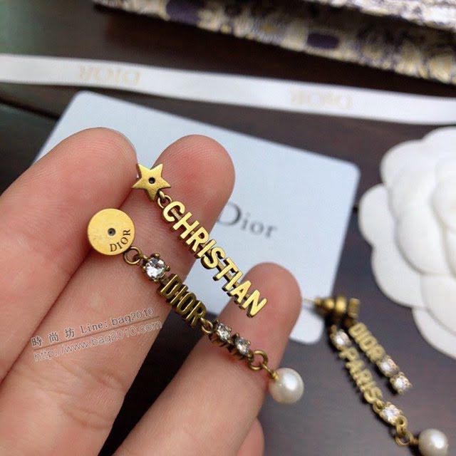 Dior飾品 迪奧經典熱銷款迪奧字母耳釘耳環  zgd1457